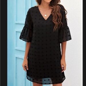 Blooming Jelly Black Polka Dot Chiffon Shift Dress V-Neck Ruffle Lined Sz M